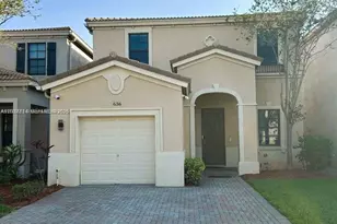 636 NE 193rd St, Miami, FL 33179 - Photo 1
