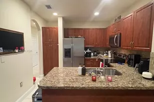 280 Las Brisas Cir, Sunrise, FL 33326 - Photo 5