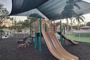1990 Madeira Dr, Weston, FL 33327 - Photo 15