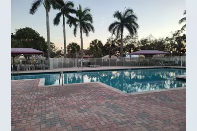 1990 Madeira Dr, Weston, FL 33327 - Photo 13