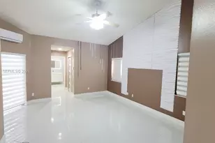 1421 SW 104th Ave, Pembroke Pines, FL 33025 - Photo 11