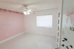1421 SW 104th Ave, Pembroke Pines, FL 33025 - Photo 17