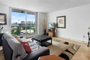 2841 NE 163rd St, North Miami Beach, FL 33160 - Photo 17