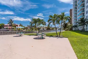 2841 NE 163rd St, North Miami Beach, FL 33160 - Photo 25