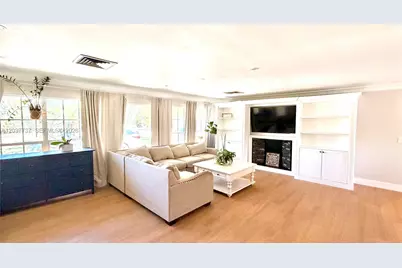 2409 Bayview Dr, Fort Lauderdale, FL 33305 - Photo 15
