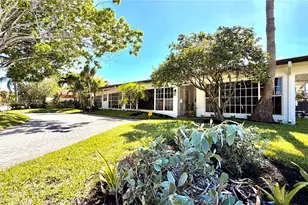 2409 Bayview Dr, Fort Lauderdale, FL 33305 - Photo 1