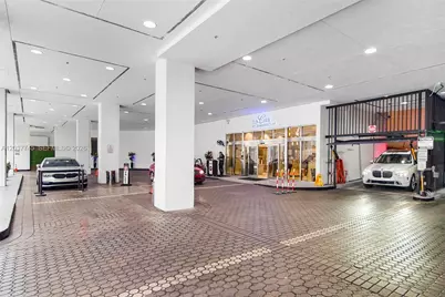 1200 Brickell Bay Dr #3714, Miami, FL 33131 - Photo 25