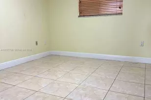 680 NW 82nd Pl, Miami, FL 33126 - Photo 23