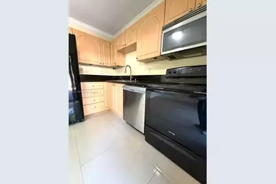680 NW 82nd. Pl. #261, Miami, FL 33126 - Photo 13