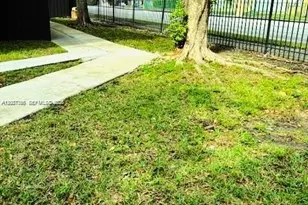 680 NW 82nd Pl, Miami, FL 33126 - Photo 3