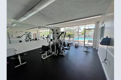 2350 NE 135th St #403, North Miami, FL 33181 - Photo 7