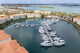 17 W Harbour Isle Dr W, Fort Pierce, FL 34949 - Photo 1