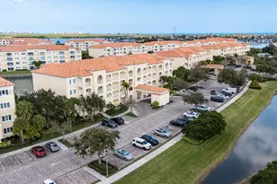 17 W Harbour Isle Dr W, Fort Pierce, FL 34949 - Photo 53