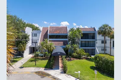 200 Lakeview Dr #101, Weston, FL 33326 - Photo 35