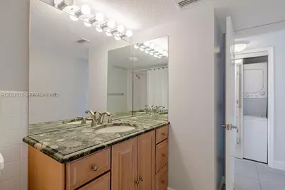 23 Royal Palm Pt #B, Vero Beach, FL 32960 - Photo 21