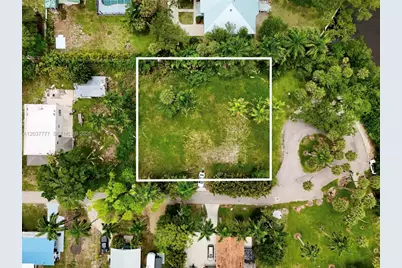304 Royal Palm Park Rd, Fort Myers, FL 33905 - Photo 1