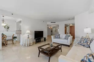 20191 E Country Club Dr, Aventura, FL 33180 - Photo 17