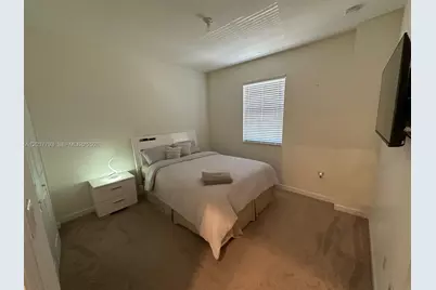 10251 W 32nd Ln #10251, Hialeah, FL 33018 - Photo 9