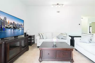 6316 NW 173rd St, Hialeah, FL 33015 - Photo 7