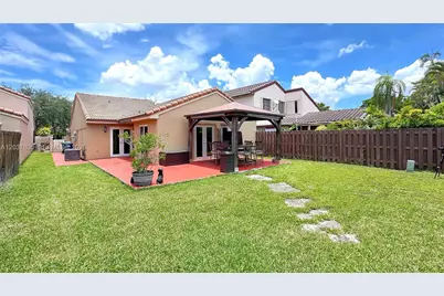 6316 NW 173rd St, Hialeah, FL 33015 - Photo 29