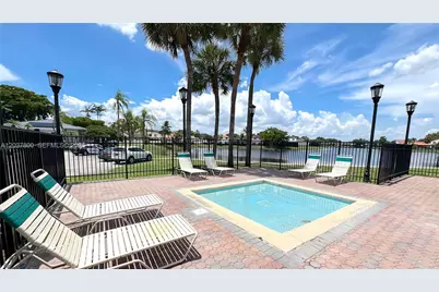 6316 NW 173rd St, Hialeah, FL 33015 - Photo 35
