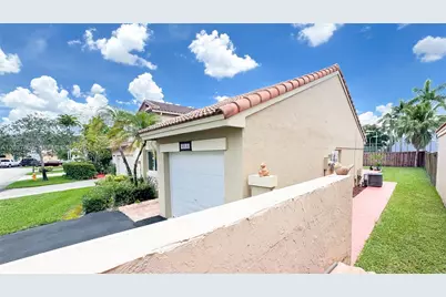 6316 NW 173rd St, Hialeah, FL 33015 - Photo 27