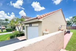 6316 NW 173rd St, Hialeah, FL 33015 - Photo 27