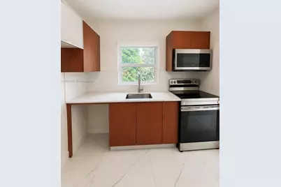 4240 SW 14th St, Miami, FL 33134 - Photo 5