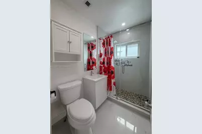 4240 SW 14th St, Miami, FL 33134 - Photo 11