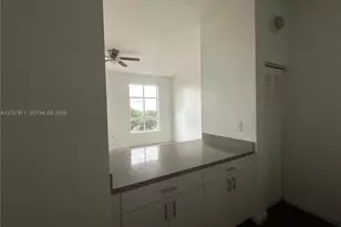 7420 W 20th Ave, Hialeah, FL 33016 - Photo 9