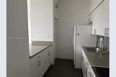 7420 W 20th Ave #452, Hialeah, FL 33016 - Photo 7
