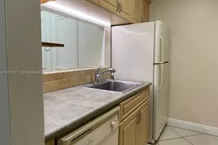 2307 N Congress Ave, Boynton Beach, FL 33426 - Photo 5