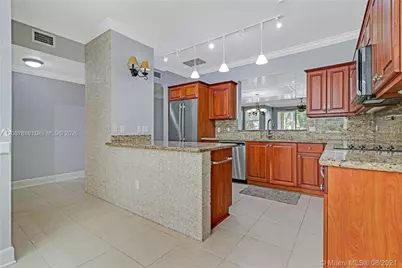 7594 SW 102nd St #200, Pinecrest, FL 33156 - Photo 11