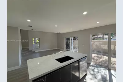 7502 SW 109th Pl, Miami, FL 33173 - Photo 3