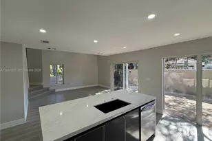 7502 SW 109th Pl, Miami, FL 33173 - Photo 3