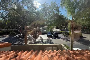 7502 SW 109th Pl, Miami, FL 33173 - Photo 13