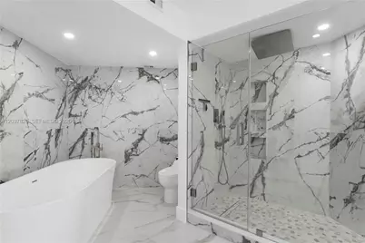 19195 NE 36th Ct #2301, Aventura, FL 33180 - Photo 11