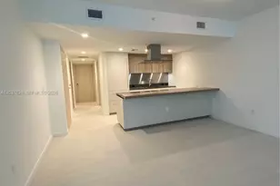 1000 Brickell Plaza, Miami, FL 33131 - Photo 3