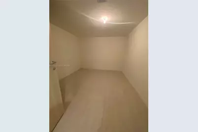 1000 Brickell Plaza #2007, Miami, FL 33131 - Photo 13