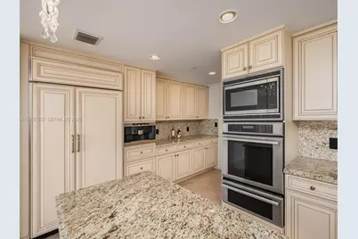 200 E Palmetto Park Rd #700, Boca Raton, FL 33432 - Photo 9