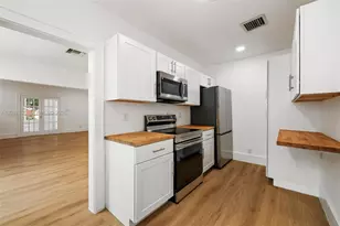 1954 Dewey St, Hollywood, FL 33020 - Photo 15