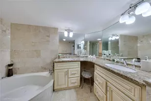 20308 NE 34th Ct, Aventura, FL 33180 - Photo 21