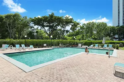 20308 NE 34th Ct #38, Aventura, FL 33180 - Photo 5