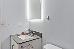 644 SW 7th Ct, Hallandale Beach, FL 33009 - Photo 35