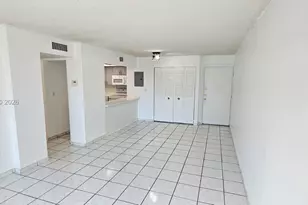 820 NW 87th Ave, Miami, FL 33172 - Photo 15