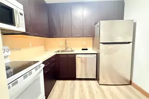 4910 NW 79th Ave, Doral, FL 33166 - Photo 9