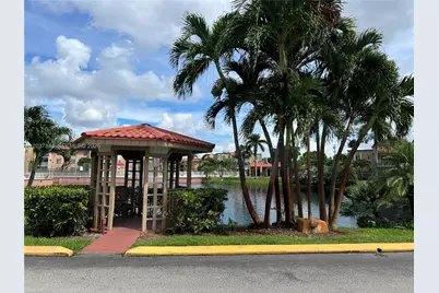 4910 NW 79th Ave #205, Doral, FL 33166 - Photo 15