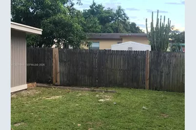 6424 Meade St, Hollywood, FL 33024 - Photo 25