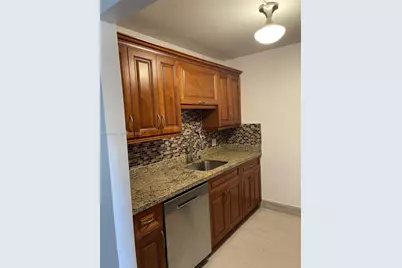151 SW 135th Ter #108T, Pembroke Pines, FL 33027 - Photo 5
