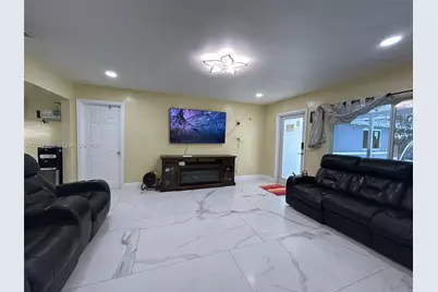 5157 NE 5th Ave #1, Oakland Park, FL 33334 - Photo 13